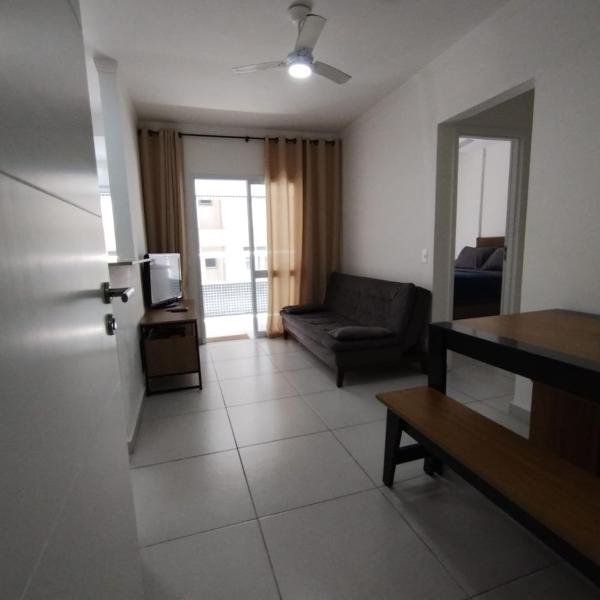 Apartamento na Praia da Guilhermina com Ar Condicionado, Estacionamento Gratuito e WiFi - Foto 5