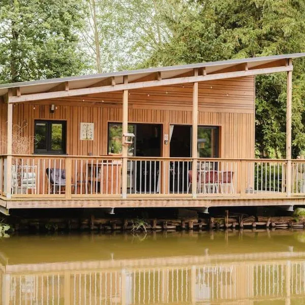 Le chant des oiseaux - Chalet, hotel v destinaci Saint Lo