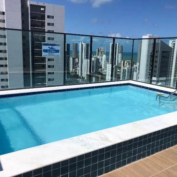 Golden Home Boa Viagem Recife por Yolo, hotel in Recife