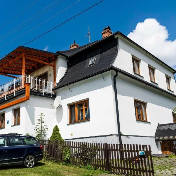 Chalupa NA ZEMI 211, Andělská Hora, hotel v destinaci Andělská Hora