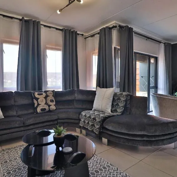Luxury Lowveld Retreat, hotel in Boschrand