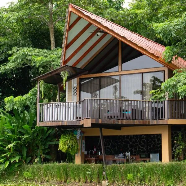 Hotel Ecopaisajes- Lake-Premier-Resort, hotel v destinaci Quesada