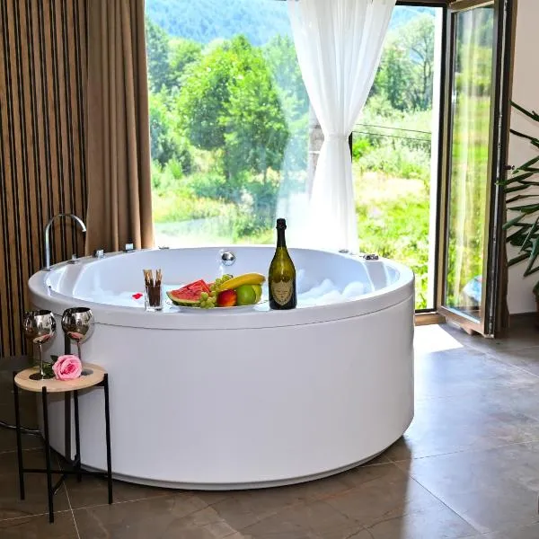 Къща Александра 2, hotel v destinaci Dobriniště