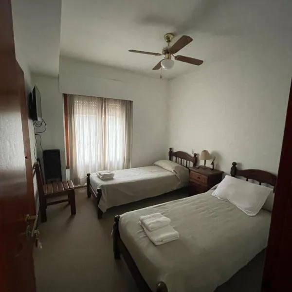 Hotel Guamini, hotel di Guaminí