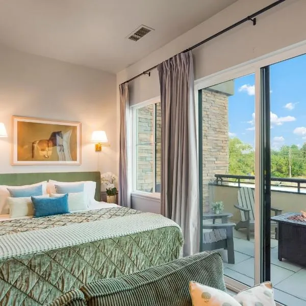 Golden Condo Patio with MTN Views Walk to DT Golden and School of Mines, hotel u gradu Golden