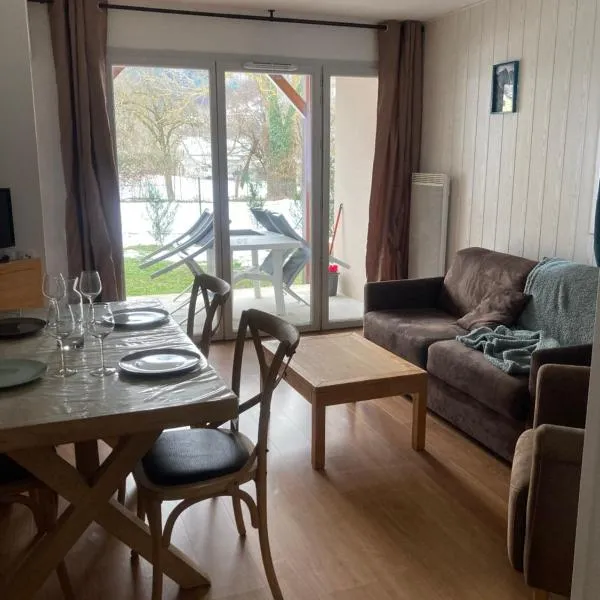 appartement à luz st sauveur, hotel in Luz-Saint-Sauveur
