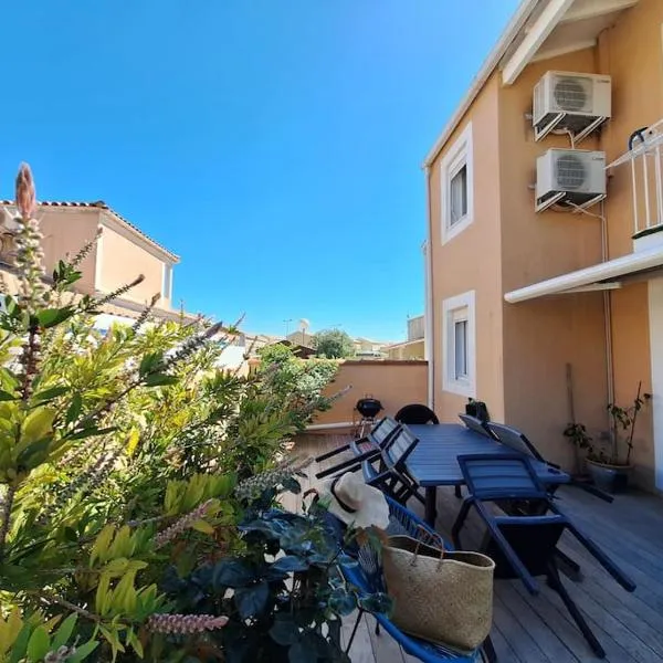 Maison bord de Plage, hotel in Frontignan