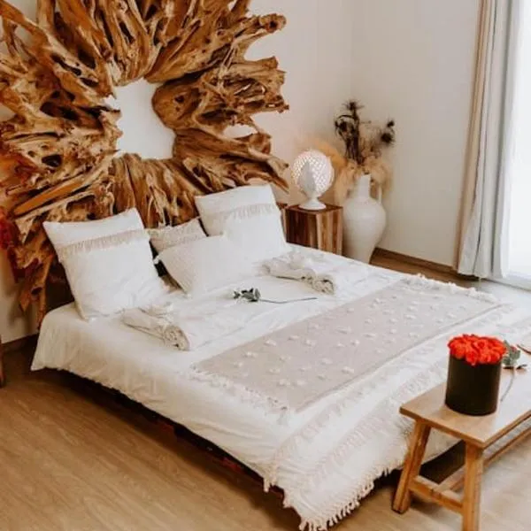 Suite de charme avec jacuzzi et cabine infrarouge, hotel en Tubize