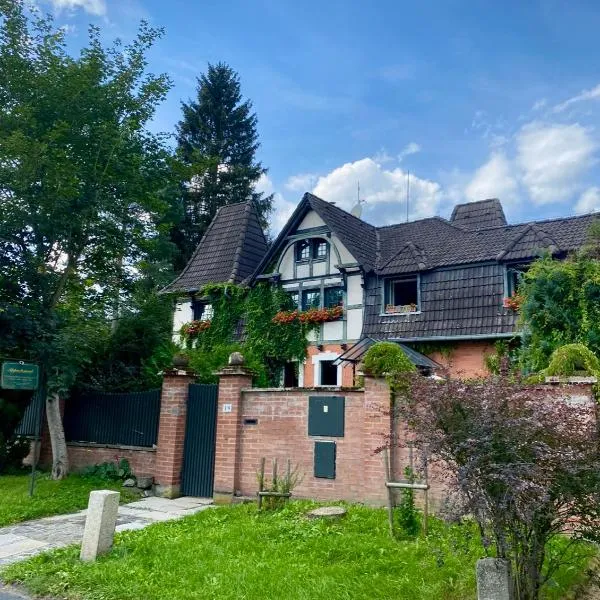 Apartmán Dům U Koulí, hotel v destinaci Prameny