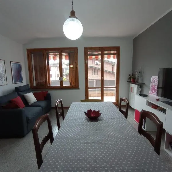 Mansarda Montecavolo, hotel v destinaci Montecavolo