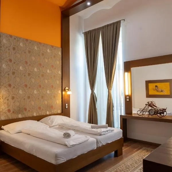 Vinci Apartman, hotel u gradu Sombatelj