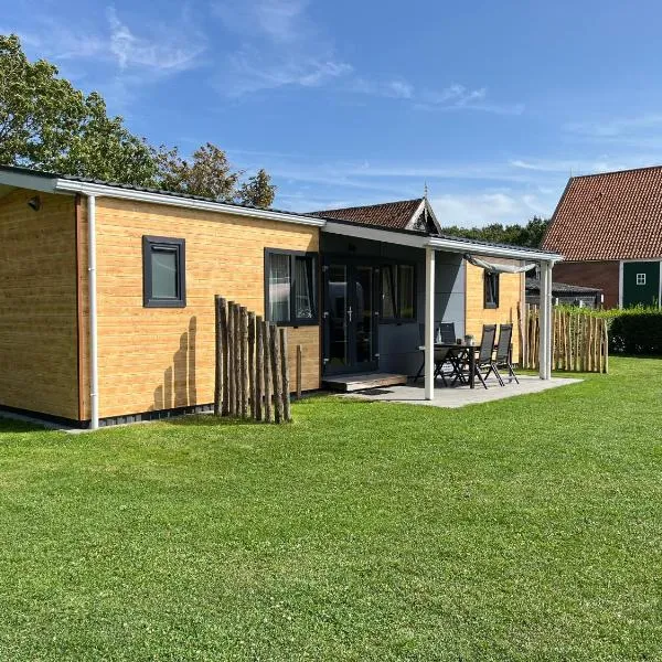 Chalet 't Zwaluwnest, hotel v destinaci Aagtekerke
