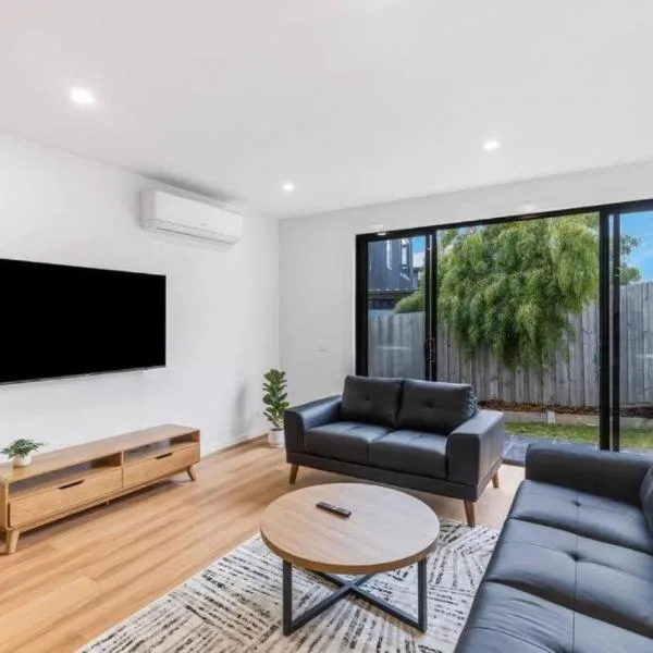 "Elegant Home in Highton with Stunning City Views", hotel v destinaci Geelong