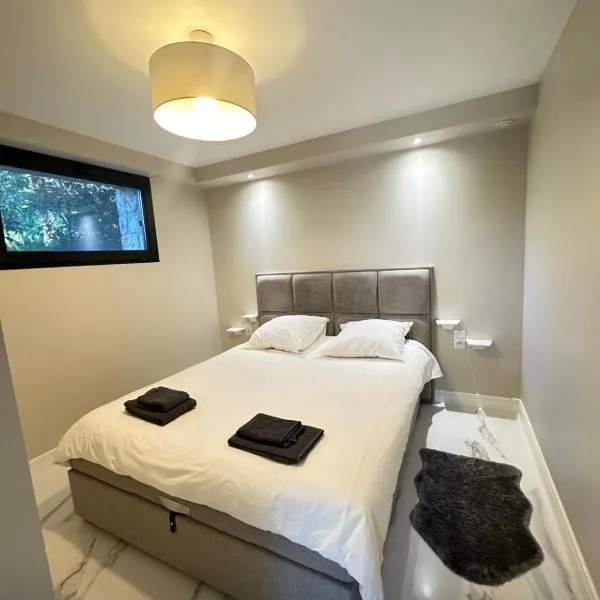 Très rare! Bel appartement 38 m2 Domaine prive, hotel v destinácii Vallauris