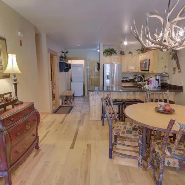 Tenderfoot Lodge 2613 by SummitCove Lodging, hotel v destinaci Keystone