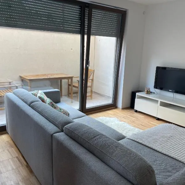 Appartement Kirschblüte, hotel in Seehof