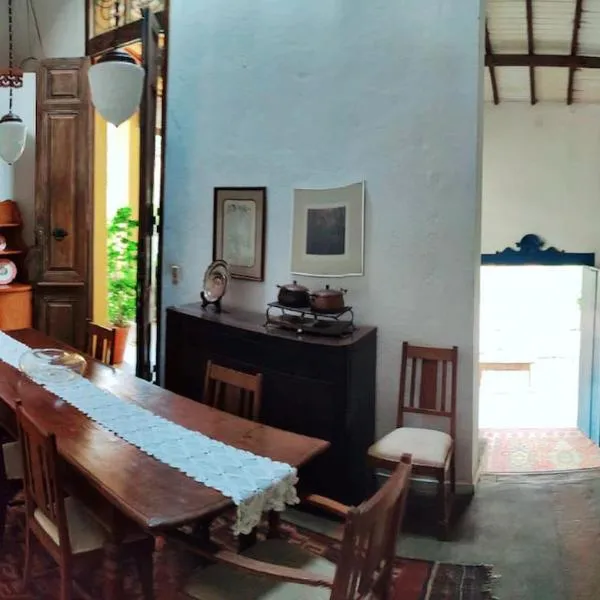 Casa colonial em Itù - Sorocaba, hotelli kohteessa Mairinque