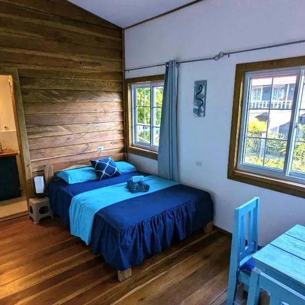 Casa Pelicano, hotel en Bocas del Toro