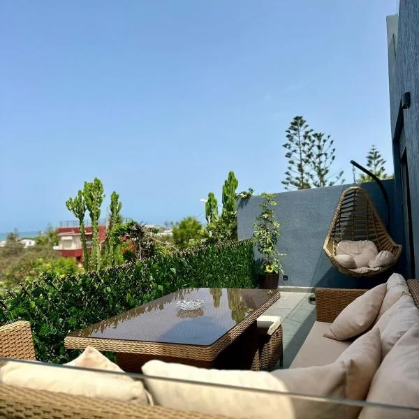 sea view appart and roof top, jack beach Tamaris, Dar Bouaza, hotel in Casablanca