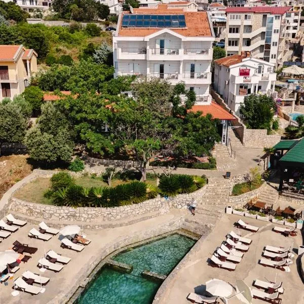 Hotel R, hotel v destinaci Utjeha