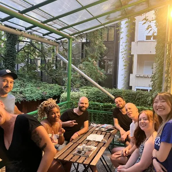 Hidden Gem Hostel, hotel v Beogradu