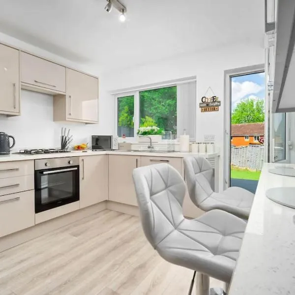 Witton Lodge 3 Bedroom House - Long Stay Offers, hotel v Birminghamu