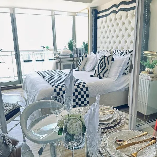 Azure Urban Resort - St Tropez Tower Staycation Unit with a European Touch, hotel a Manila