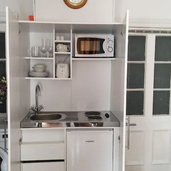 Comfy Coldingham Flat، فندق في Coldingham