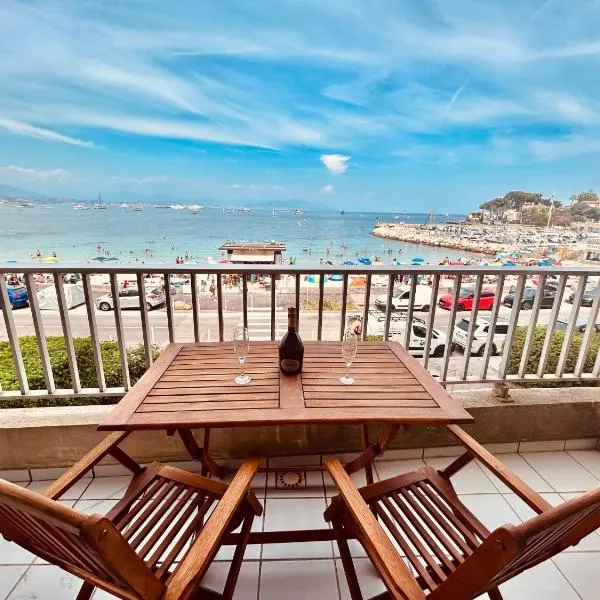 Seaside Serenity - Antibes - Beachfront Apartment -, khách sạn ở Antibes