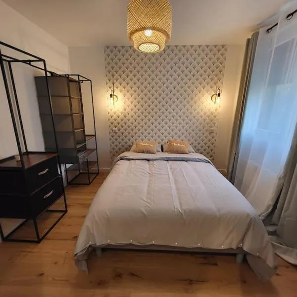 Appartement T2 Frangy, hotel v destinaci Frangy