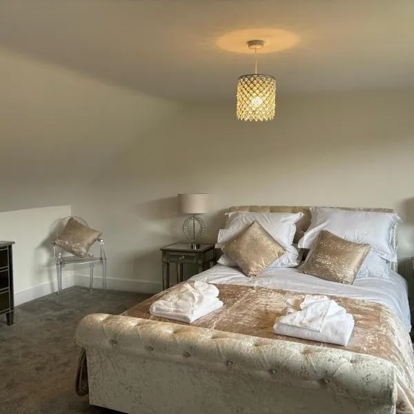 Newly Refurbished Tor View Executive Dormer Bungalow Rossendale、Haslingdenのホテル
