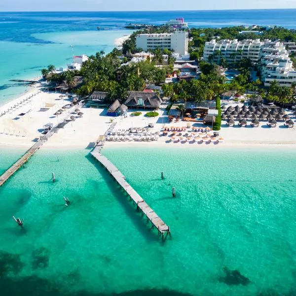 Casa Moderna en Playa Norte Isla Mujeres, hotel in Isla Mujeres
