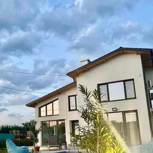 Guest house Villa Orlovo, hotel in Orlovo