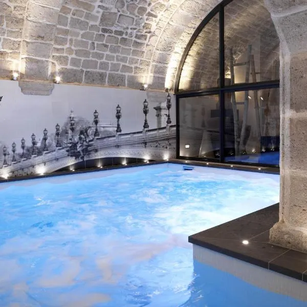 Hotel La Lanterne & Spa By Timhotel、パリのホテル