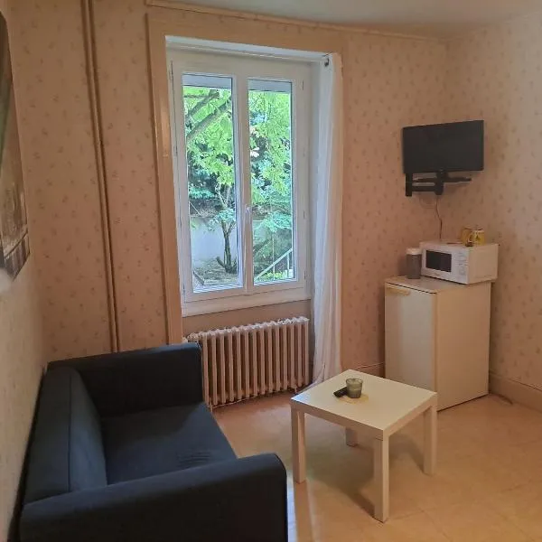 chambre vintage, hotel in Châteauroux