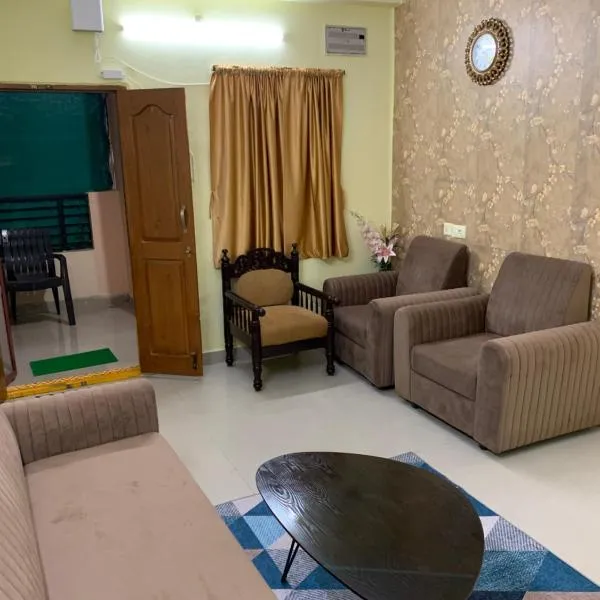 KesarHomes FLT101 2BHK 1st Flr -HomeStay-Lift-AC-Kukatpally, hotel a Kukatpalli
