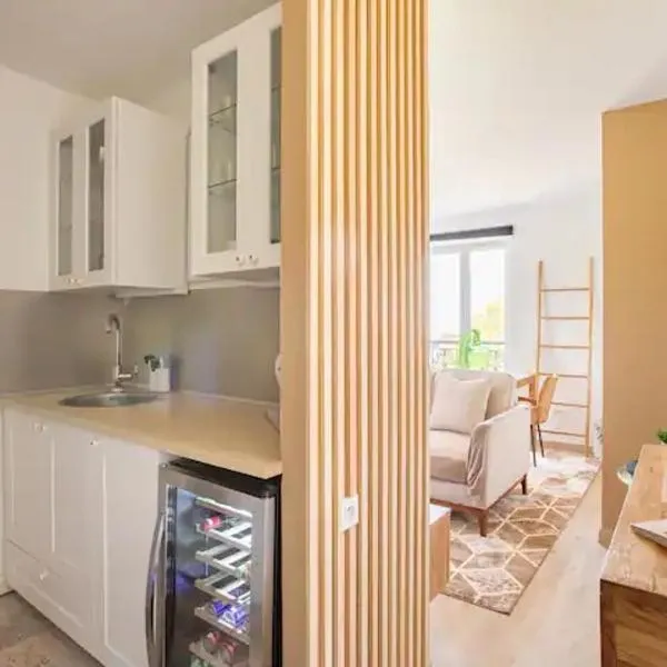 Le studio Parisien, hotel v destinácii Boissy-Saint-Léger