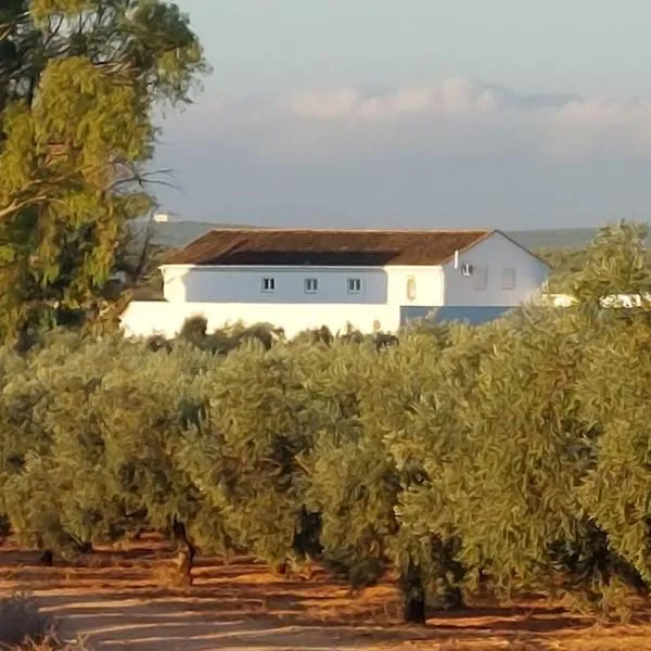 Luxury accomodation off grid, hotel a Sierra de Yeguas