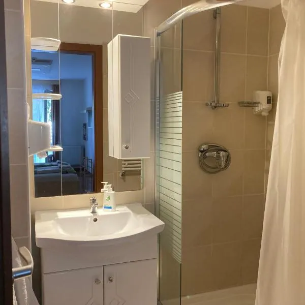 Studio N2 Apartman, hotel v destinaci Hajdúszoboszló