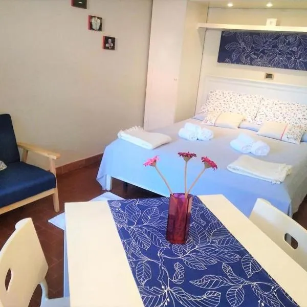 Apartments Il Gabbiano, hotel v destinaci Fiumaretta di Ameglia