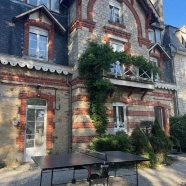 Chalet 1er, bel appartement, Hotel in Bagnoles-de-l’Orne