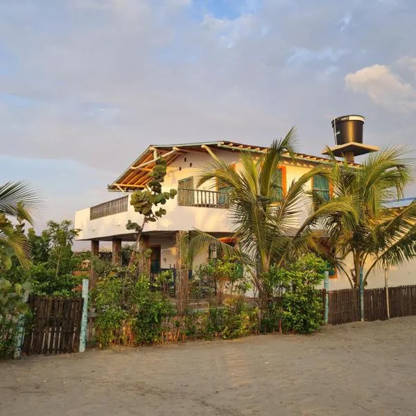 Eco-Hotel Chevere Beach, hotel in Puebloviejo