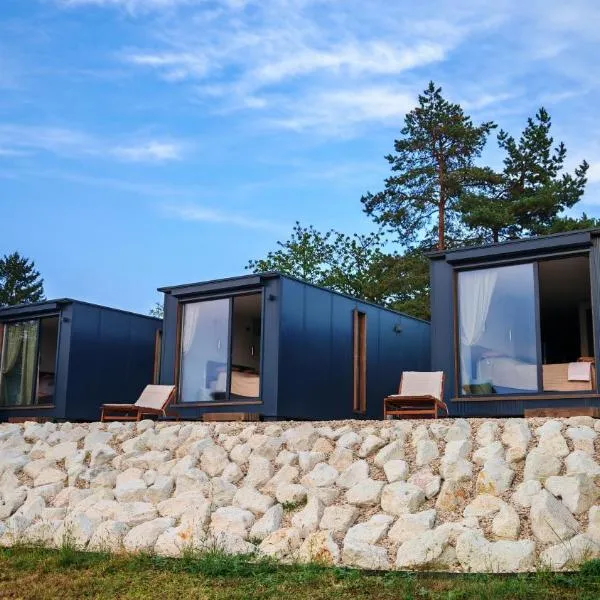 Casa Slarku - Luxury Container Houses, hotel in Miskolc