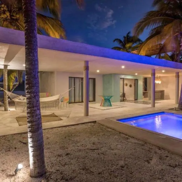 NUEVA - Casa frente al mar con alberca privada, hotel v destinaci San Crisanto