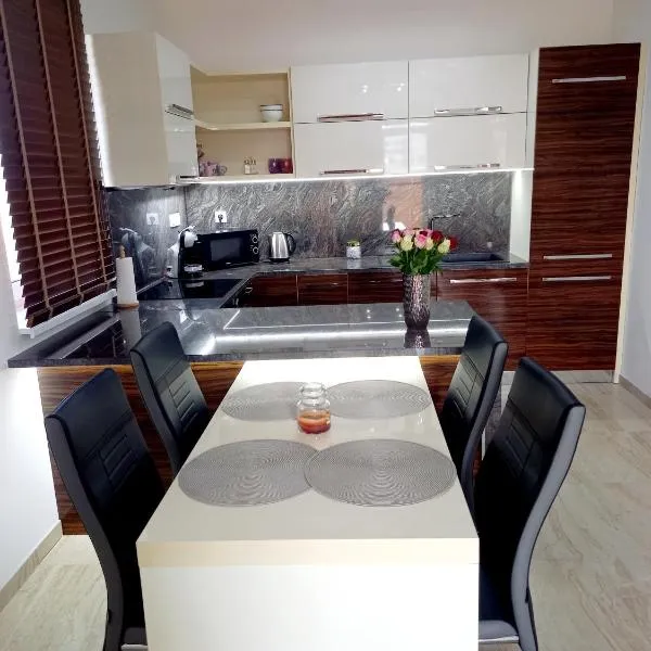 Súkromný apartmán, hotel a Senec