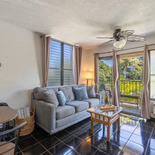 Kihei Akahi C320- Kihei Studio, walk to shops, dining, & the beach, hotel in Wailea