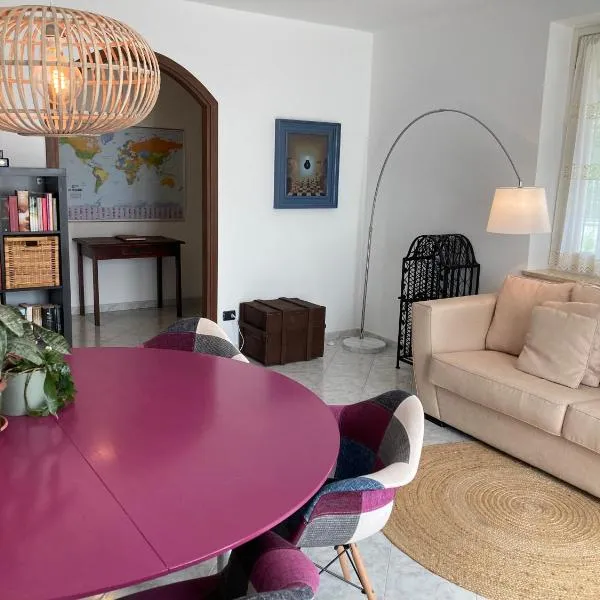 Casa Finestre Bianche, hotel v destinaci Canelli