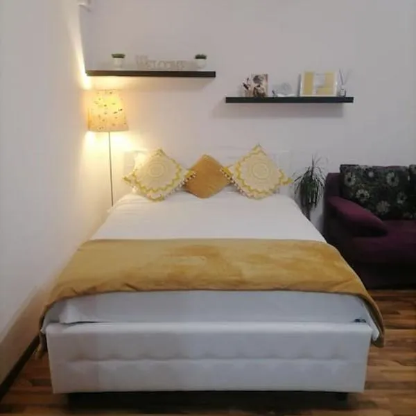 Entire rental unit in București, hotel v destinaci Popeşti-Leordeni