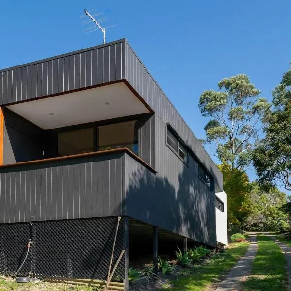 Architecturally Designed Nature Lovers Delight, hotel en Faulconbridge