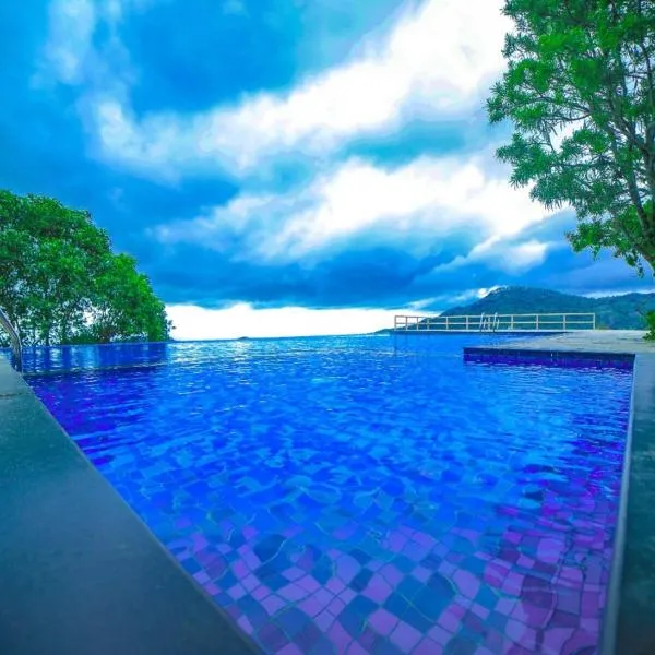 Grand Palace Hotel & Spa, hotel in Yercaud